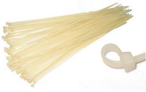 COLIER DE PLASTIC FISCHER 7,8 x 450